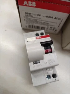 ABB-INTERRUTTORE DIFFERENZIALE 0,03A MAGNETOTERMICO DS941 6A-10A-16A-20A-25A-32A - Imagen 1 de 16