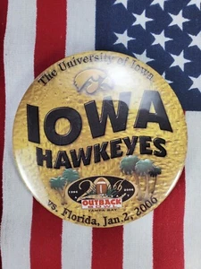 Iowa Hawkeyes Football Outback Bowl 2. Januar 2006 3,5" Button Pin Rückseite - Bild 1 von 1