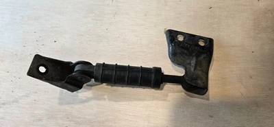 Snubber Engine Mount 15235775 22632695  fits 15235774 22633009 bracket - Image 1 of 4