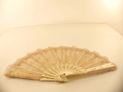éventail  21 cm ancien - Photo 1/4
