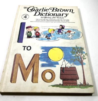 Vintage 1973 The Charlie Brown Dictionary ~  I To Mo ~ Volume 4 Charles M Schulz - Image 1 of 4