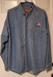 Vintage Wrangler Hero Denim Shirt Old Glory Men's L Blue Chambray Button Up LS - Picture 1 of 7