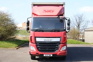 DAF CF 400 8X2 REARLIFT 29FT CURTAINSIDE (2015) - Picture 1 of 23