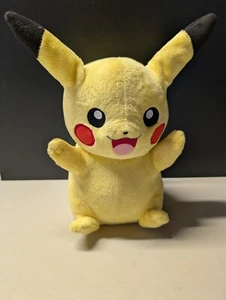 TOMY Pokemon Pikachu Electronic Talking & Light Up Plush - Picture 1 of 4