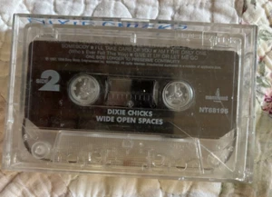 Dixie Chicks The Chicks “Wide Open Spaces” Cassette Album Monument 1998 - Picture 1 of 2