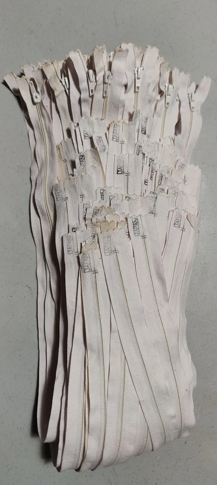 100-Zippers/Vtg1970s "JAPAN"/PALE-PINK COTTON/22in NYLON COIL Dress/Upholstery - Image 1 of 1