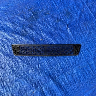 Parachoques delantero Kia Forte 2013 parrilla inferior OEM 86561-2T000 Foto 1 de 4