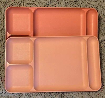 Tupperware Divided Picnic Lunch Camping Trays Set of 2 - Image 1 of 4