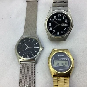 3x Womens Watches - Casio 31QGR-20, Pulsar 050182 & Lorus | Working (K2) W#641 - Picture 1 of 8