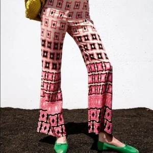 ZARA Printed High Rise Flare Leg Pant Multicolor Size S - Picture 1 of 13