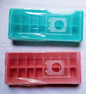 2 Eiswürfelformen, Eiswürfelbereiter mit Deckel für je 16 Eiswürfel NEU und OVP - Bild 1 von 2