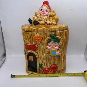 Vintage Elf Cookie Jar Stamped Japan Bakery Banjo Mushrooms Tree Trunk - Picture 1 of 12