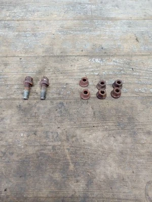 2003 03-05 Yamaha YZF-R6 YZFR6 cabezal de escape tubo de montaje tuercas pernos Foto 1 de 4