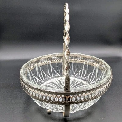 Cuenco de cristal y cesta de plata de colección con mango Eales of Sheffield placa de plata Foto 1 de 4