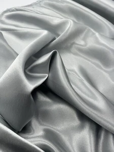 1 mtr shiny silver crepe back satin fabric,bridal,deco,dress, 58”wide (147cm) - Picture 1 of 5