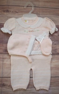 NWT Boutique Pink 4pc Embroidered Knit Set Newborn 0 Baby Girls Bonnet Booties - Image 1 of 3