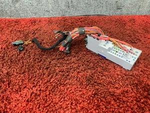 BMW G30 G32 G11 G12 FRONT POWER DISTRIBUTION FUSE RELAY JUNCTION BOX OEM B8 - Picture 1 of 11