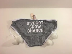 VICTORIA SECRET POM POM HIPHUGGER PANTY U'VE GOT SNOW CHANCE HOLIDAY 2015 MED - Picture 1 of 2
