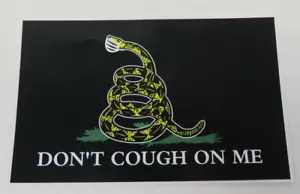 Don't Cough On Me - C0VID Gadsden Flag Bumper Calcomanía Adhesiva 5.25" x 3.375 - Imagen 1 de 3