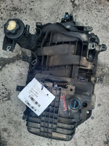 Colector de admisión 5,7 L 04 Dodge Ram 1500 05127193AC Foto 1 de 4