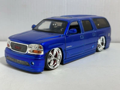 JADA BIGTIME BTK 2002 GMC YUKON DENALI AZUL MODELO DIECAST 1:24 NUEVO SIN CAJA Foto 1 de 4