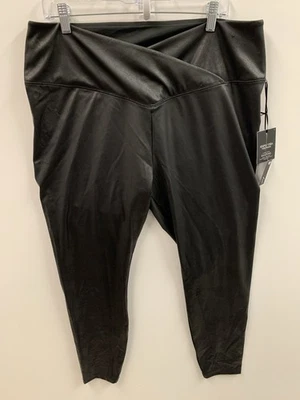 Leggings Simply Vera Vera Wang tiro alto cruzados de cuero sintético 1X negro moldeado Foto 1 de 4