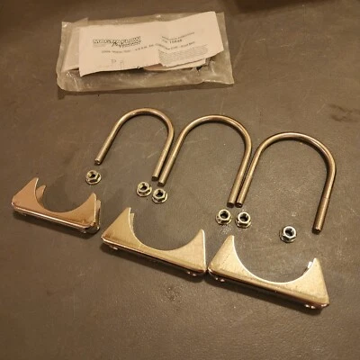 Braçadeira de exaustão Magnaflow para 2004-2006 Nissan Titan 5.6L V8 cama curta - Imagem 1 de 4