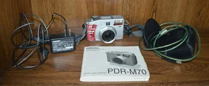 Toshiba 3,3 MP fotocamera digitale fissa obiettivo zoom 3x PDR -M70 - Foto 1 di 6