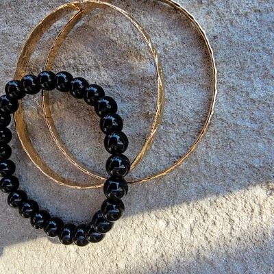 Jewelry Bangle Bracelet and Beads Fashion 3Pcs Gold Tone Black Stretch Women's  - Image 1 of 4