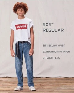 Levi's 505 Boys 16 Regular Fit Straight Leg Medium Wash Jeans 28 × 28 - Picture 1 of 7