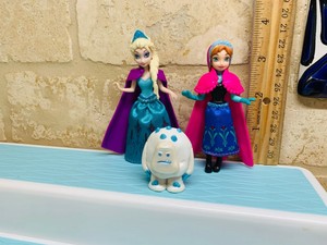 polly pocket elsa