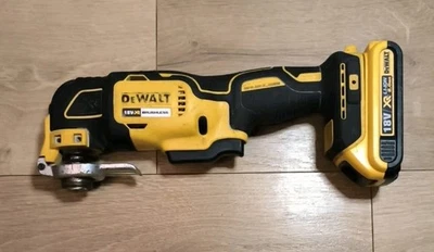 DEWALT 18V  DCS355 Brushless Oscillating Multi Tool +2,0Ah Battery  - Image 1 of 4