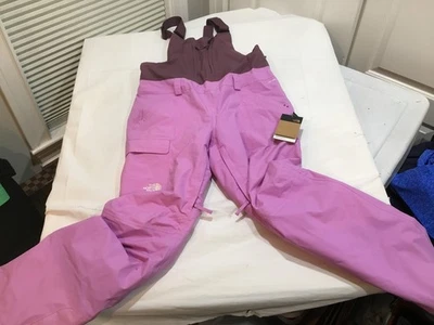 NUEVO CON ETIQUETAS $250.00 Pantalones con tirantes The North Face Freedom aislados púrpura GRANDES regular para mujer Foto 1 de 2