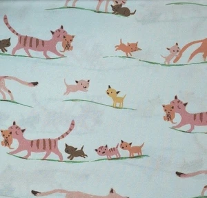 Heather Ross Studio Edit Quilt Fabric - Cream Mother Cats L - #54325D - 1/2 Yd - Picture 1 of 1