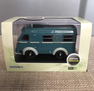 Oxford AK004 Nottingham Ambulance Austin Wayfarer 1:43 Scale NEW - Picture 1 of 2