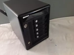 Serveur NAS QNAP TS-509 Pro - Pas de disque dur - Photo 1/7