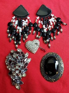 Broschen und Anhänger Antik Lot Konvolut. - Bild 1 von 2