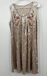 Mystree Anthropologie Embroidered Champagne Velvet Dress Sz Large - Picture 1 of 5