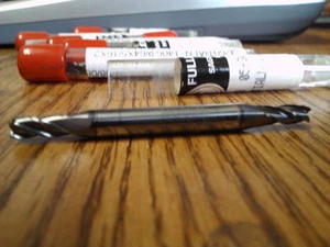 9/64" 4 FLAUTA DOBLE EXTREMO LONGITUD TROZO TiAlN FINILLO DE EXTREMO DE CARBURO RECUBIERTO - Imagen 1 de 1