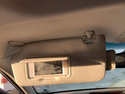 Driver Sun Visor Illuminated Dual Bulbs OEM 10-14 LEGACY 1334320 - Image 1 of 4