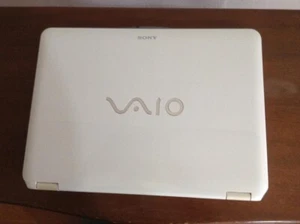 Sony Vaio VGN-CS51B Intel Core 2 Duo HDD 320GB RAM 2GB 14-inch White - Picture 1 of 10