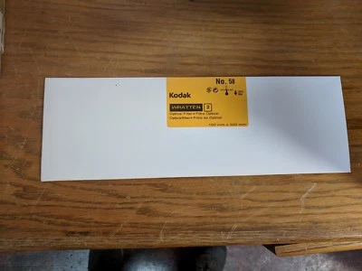 SPECIAL! Kodak Wratten 2 Optical Filters #58 (Green Tricolor) 100mm x 300mm - Image 1 of 2