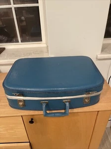 Vintage Luggage Blue Hard Suitcases No Keys (1) 20” X14.5” - Picture 1 of 3
