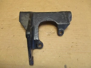 Soporte compresor aire acondicionado 65-68 Chevrolet BB SS396 427 GM 3878269 - Imagen 1 de 5