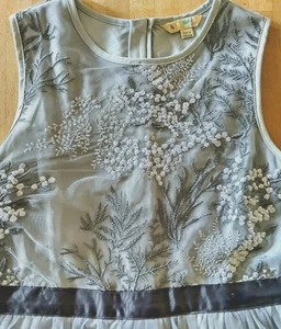 YUMI GIRLS DRESS EMBROIDERED & LINED GREY & WHITE AGE 13 YRS (158CM) BRIDESMAID - Picture 1 of 14