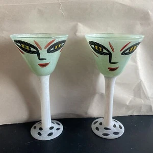 2 Kosta Boda Open Minds MARTINI Glasses by URILCA HYDMAN VALLIEN -HAND SIGNED - Picture 1 of 7