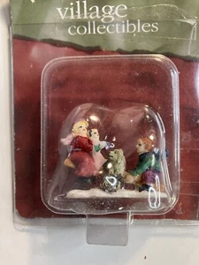 Holiday time village collectibles k1435 boy girl dog  - Picture 1 of 1