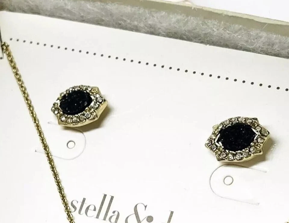 Stella & Dot Charlotte Druzy 石深蓝色耳环 - 美丽! 全新! — 第 1/1 张图片