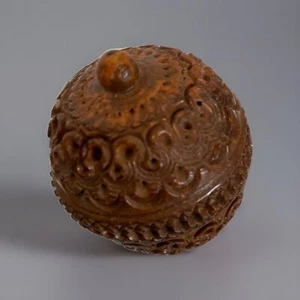 19th - Century Antique Carved Wood Coquilla Nut Pounce Pot /Spice Shaker/2” - Picture 1 of 11