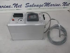 Newmar Phase Three Charger model number PT-MCU NEW IN BOX - Imagen 1 de 9